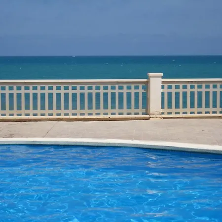 Ada Edison Apartamento, Parking, Aire Acondicionado, Wifi, Piscinas Apartman